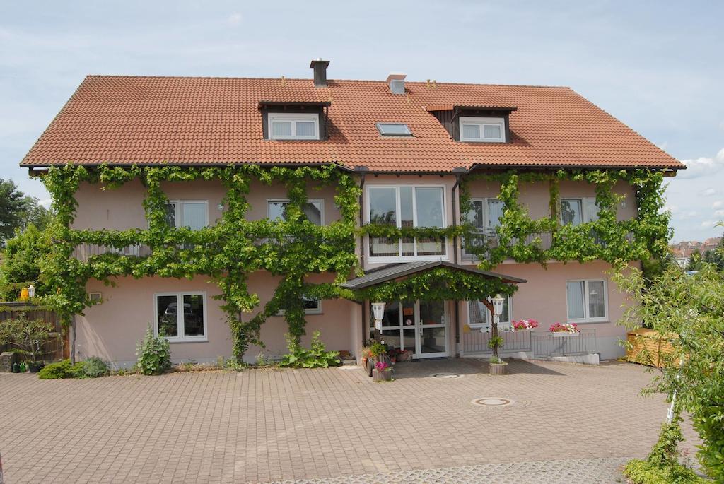 Hotel Gaestehaus Kleine Kalmit Landau in der Pfalz Exterior foto